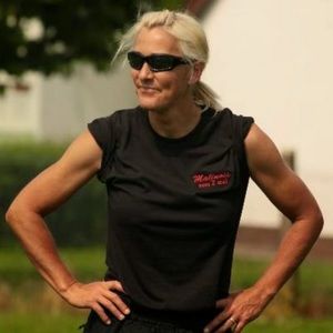 Meet your Posher, Cynthia